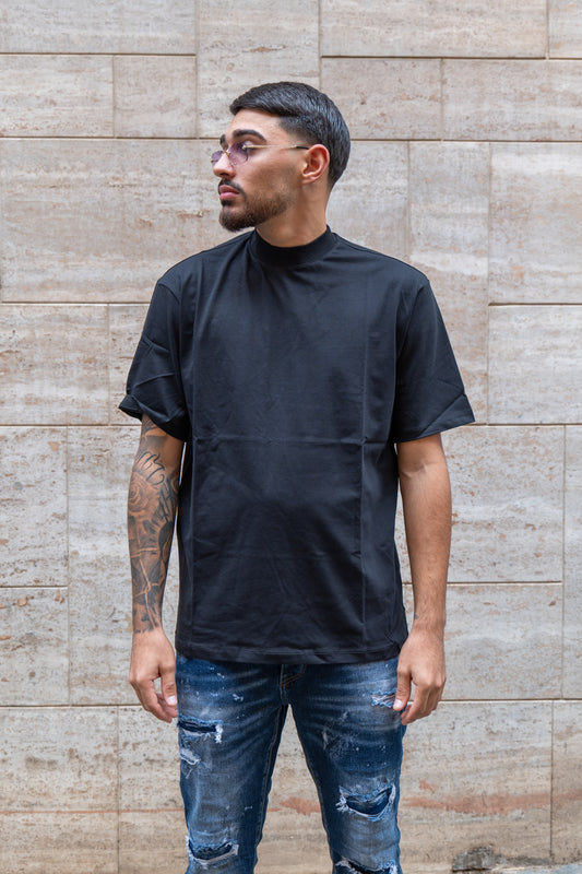 T-SHIRT COLLO ALTO NERA