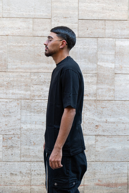T-SHIRT GIRO COLLO NERA